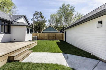 15th Street Home 32